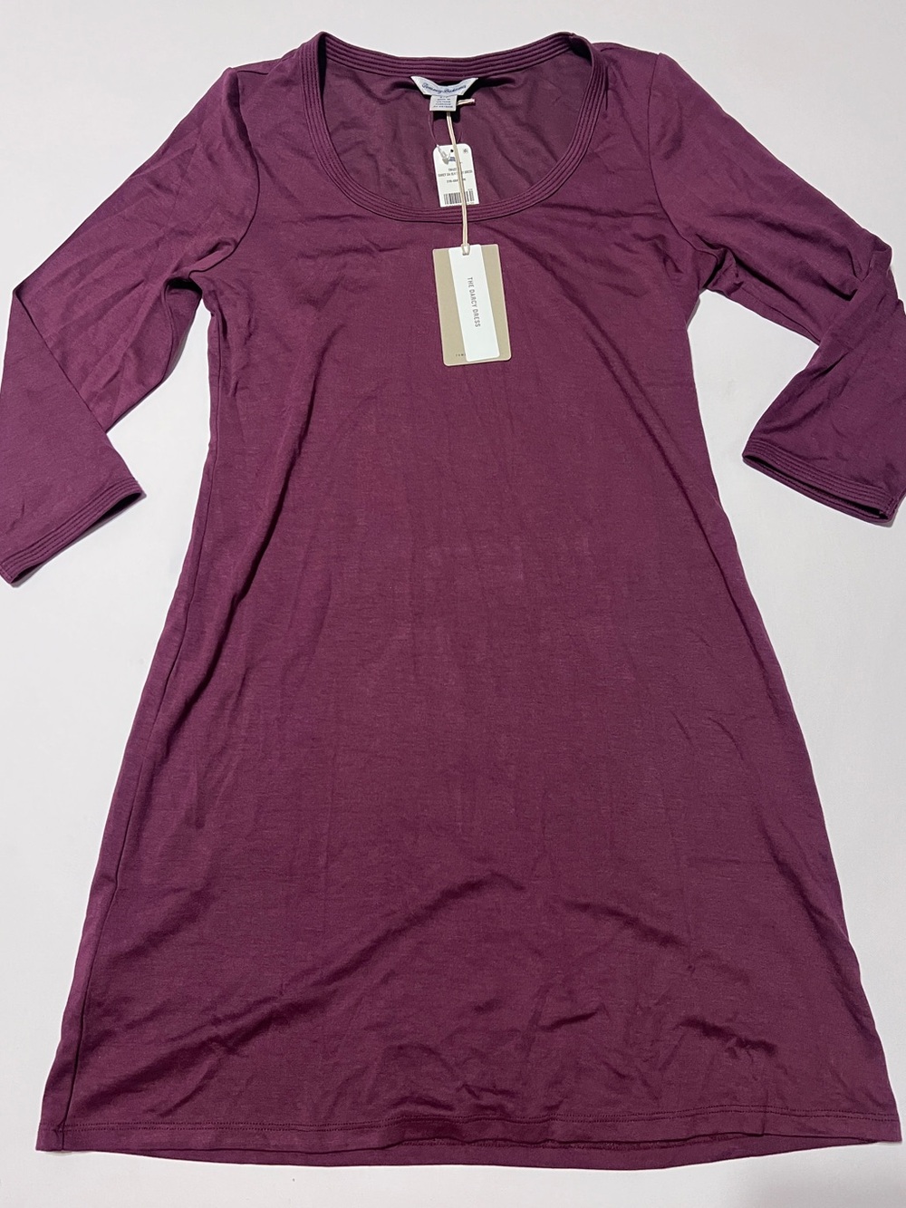 NWT Tommy Bahama Darcy Scoop Neck 3/4 Sleeve Sheath Dress maroon